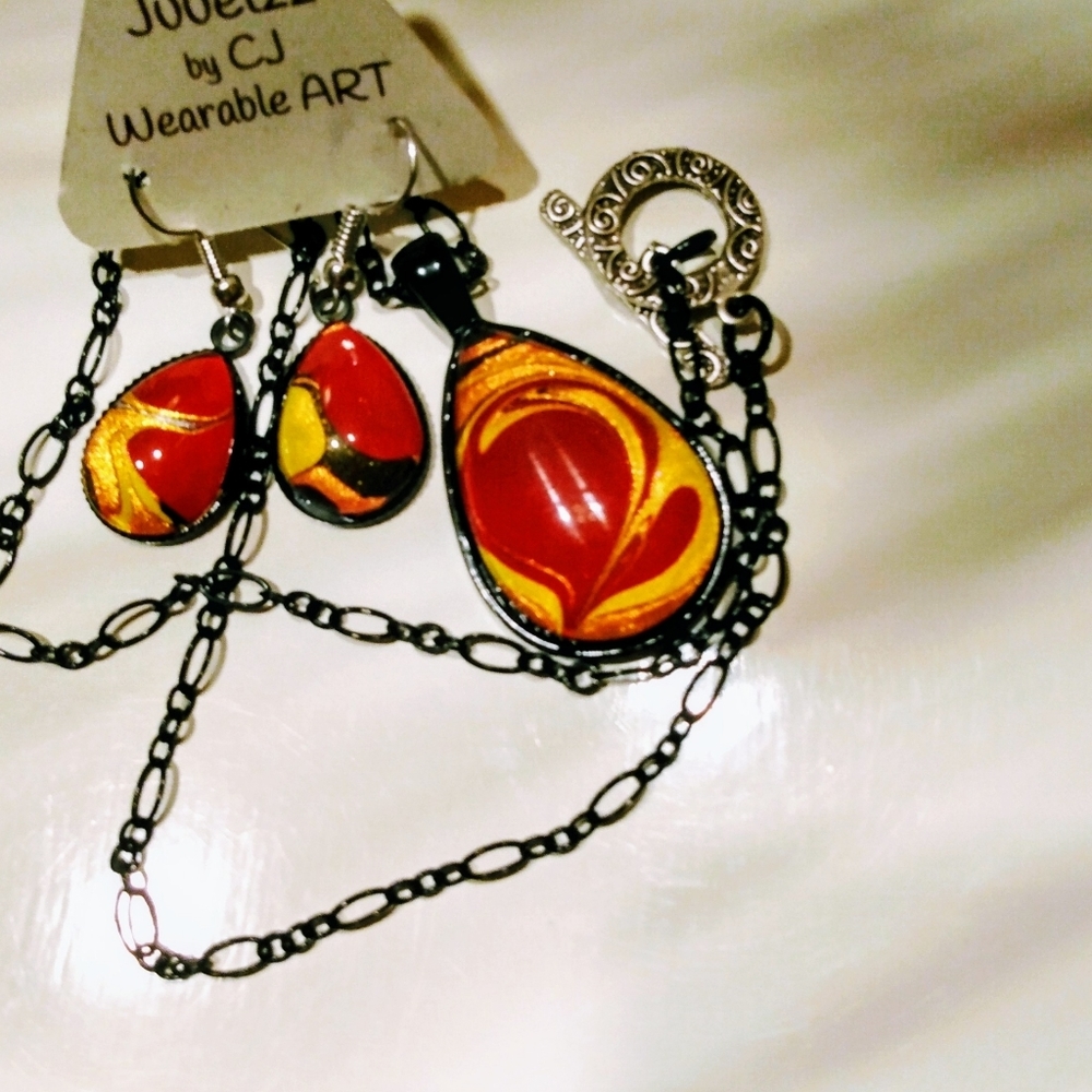 Jewelry Necklace teardrop necklace w matching earr